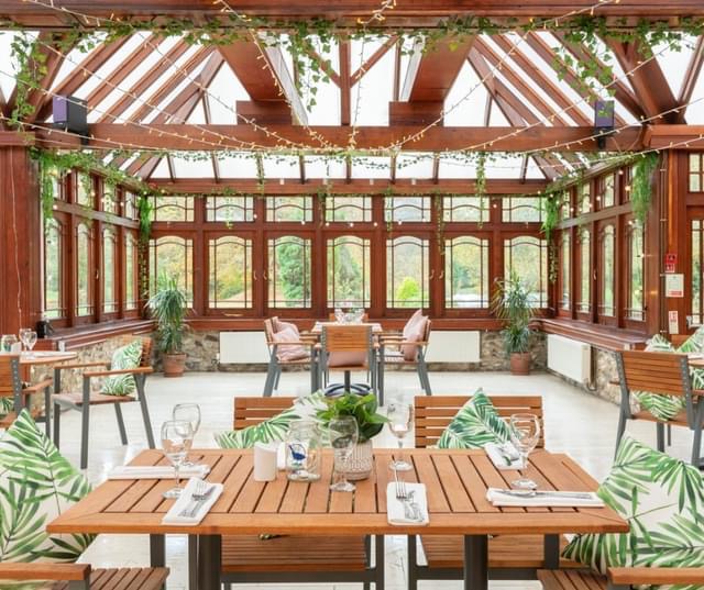 Dabbling Duck Restaurant at Lakeview Manor